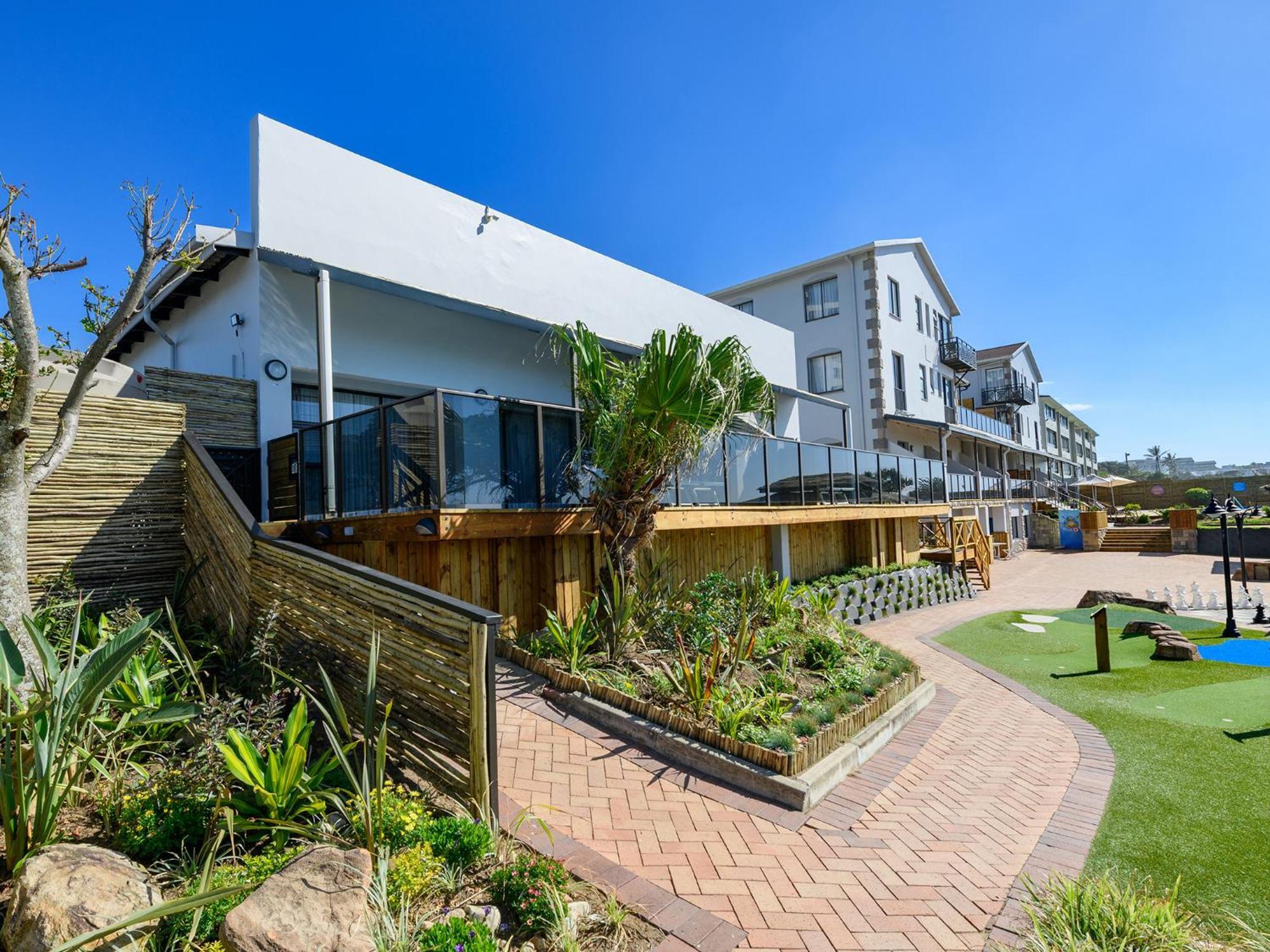 Margate Beach Club Стая снимка